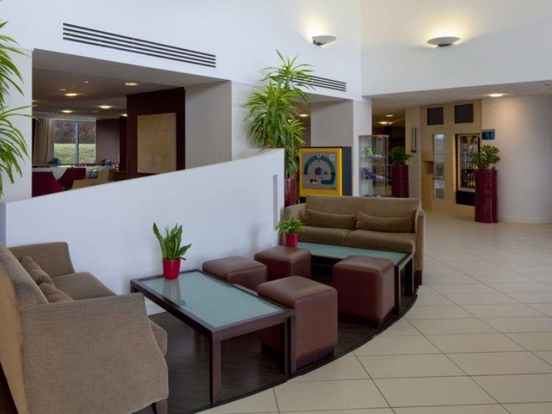 Holiday Inn Express London Stansted Airport By Ihg Stansted Mountfitchet Exterior foto