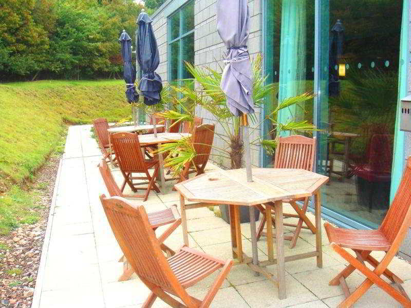 Holiday Inn Express London Stansted Airport By Ihg Stansted Mountfitchet Exterior foto